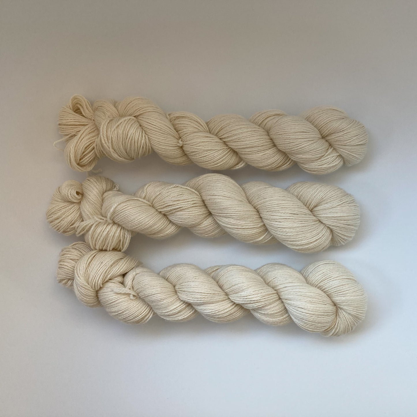 Cloud / Undyed Natural White