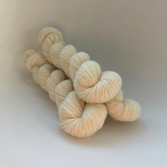 Fine Merino / Undyed Natural White