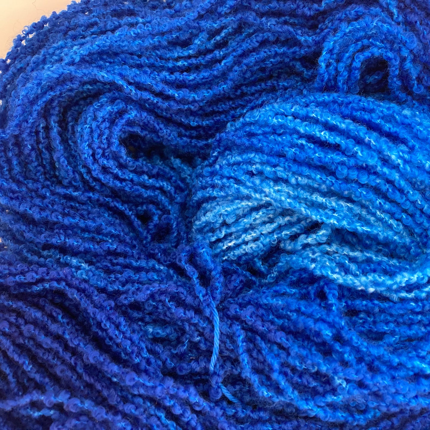 Merino Bouclé / Electric Sky