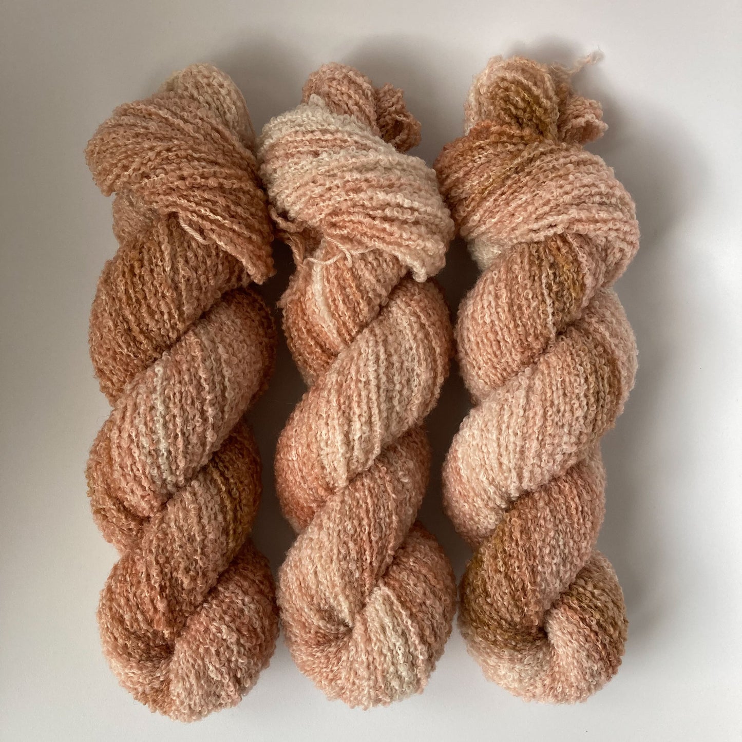 Merino Bouclé / Rose Beige