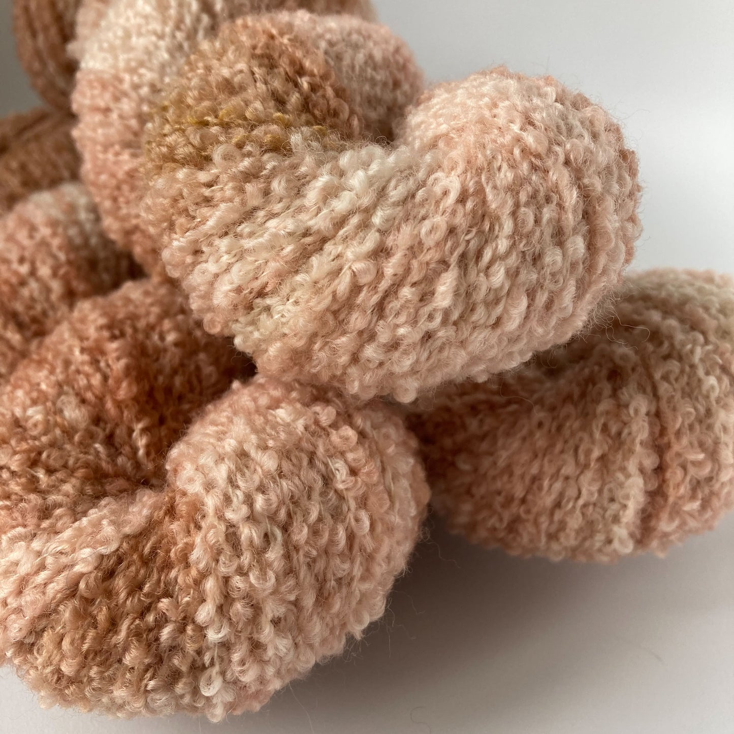 Merino Bouclé / Rose Beige